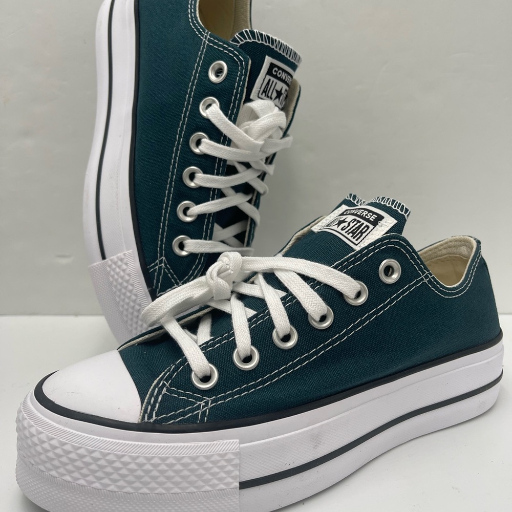 Converse Women's CTAS LIFT OX
DARKLY JADED/WHITE/BLACK Canvas Platform Sneakers - Picture 13 of 16